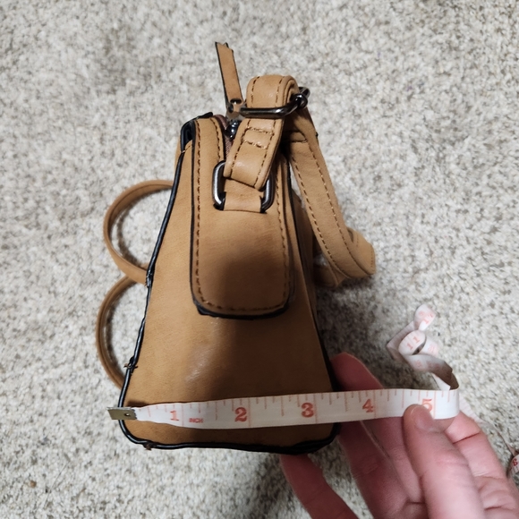 Mia & Luca | Brown Faux Leather Crossbody Purse - Picture 7 of 8